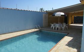 Casa c/ Piscina - Ampla e Arejada Balneário Gaivota - 300 mts da Praia